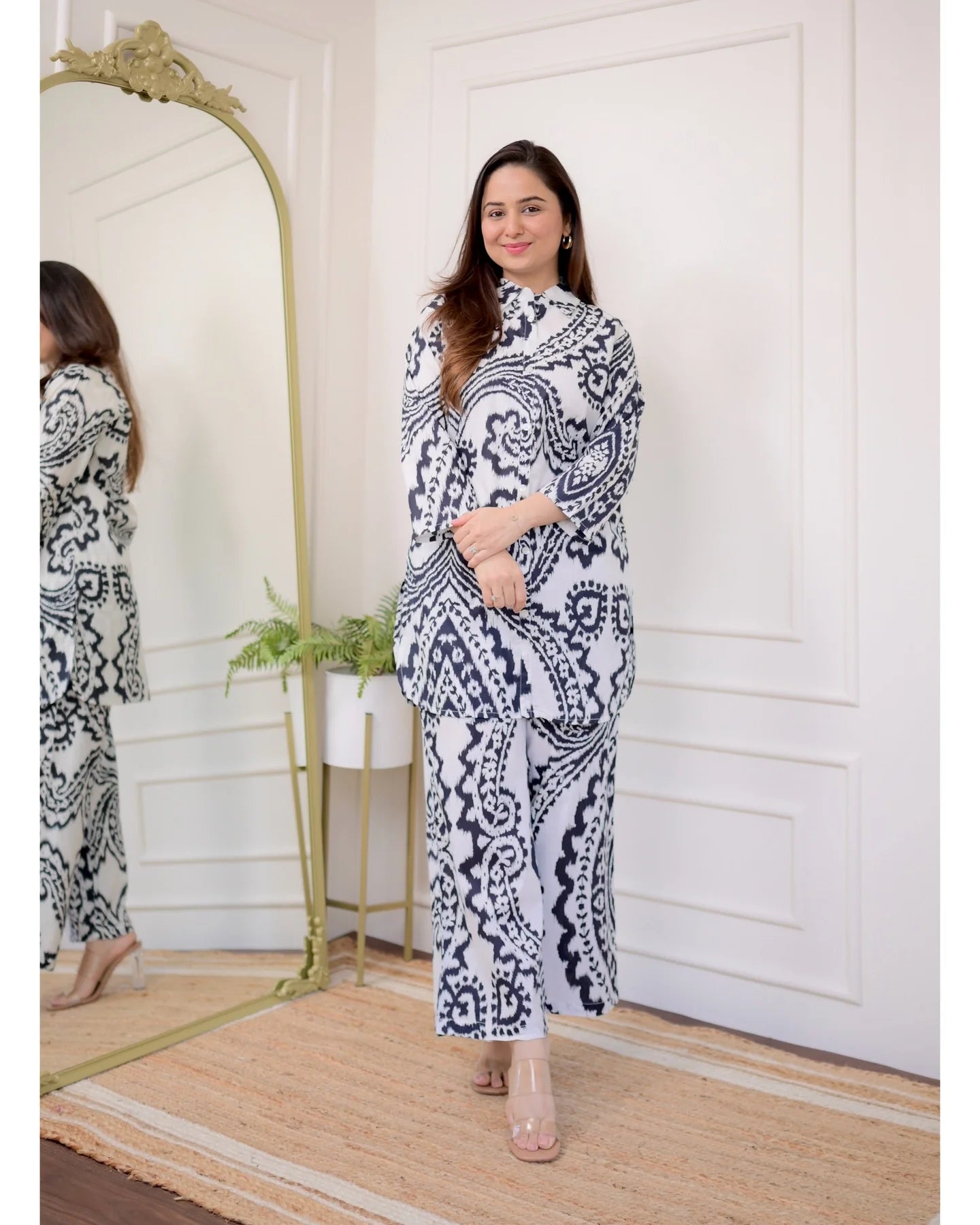 Noir Cotton Swirl Coord Set – Black & White Abstract Print