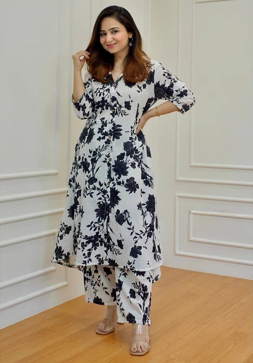 Soft Cotton Floral Coord Set – White & Black