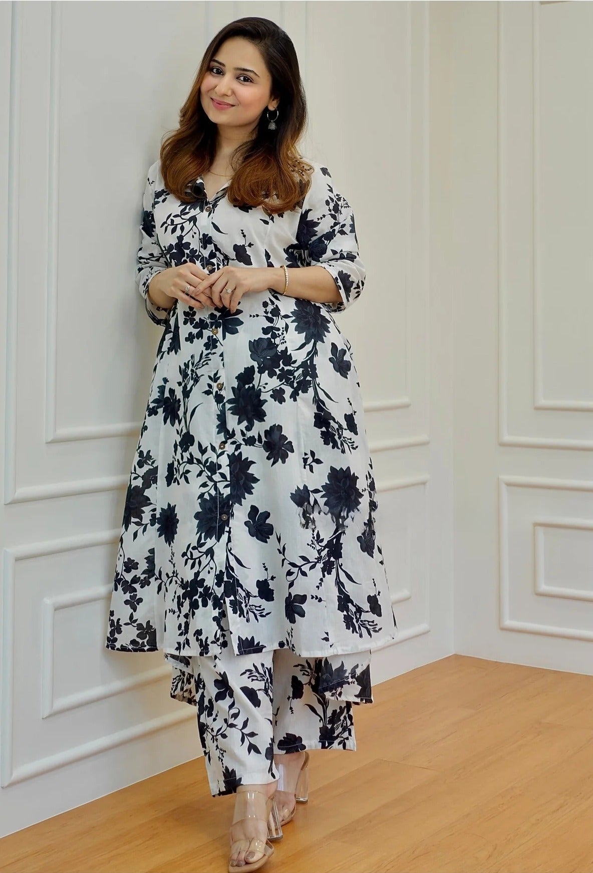 Soft Cotton Floral Coord Set – White & Black